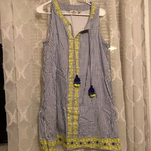 Vineyard vines dress/cover up